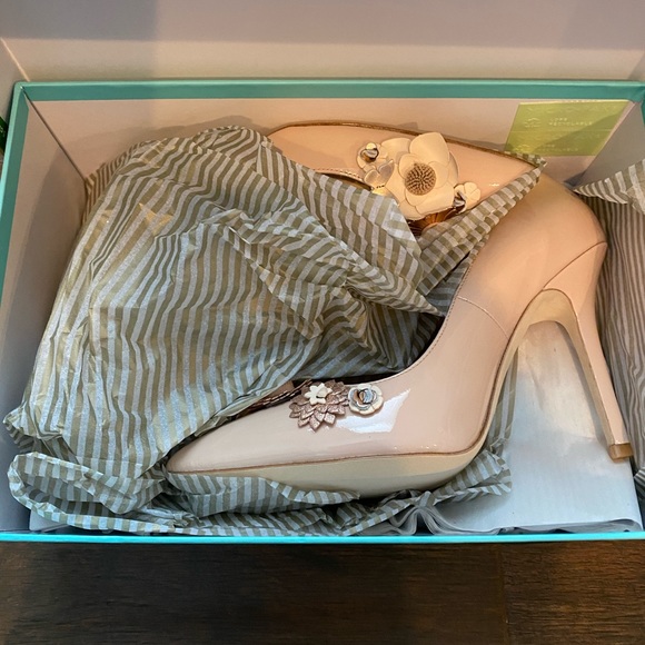 NIB🔥🔥🔥KATE SPADE PUMPS NWT - Picture 2 of 8